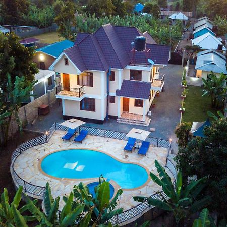 Rayan Apartments & Safaris アルーシャ エクステリア 写真