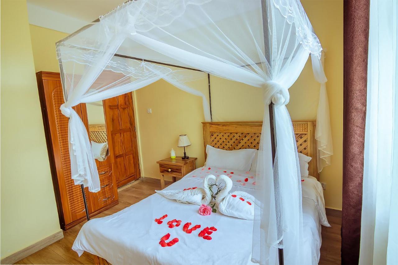 Rayan Apartments & Safaris アルーシャ エクステリア 写真