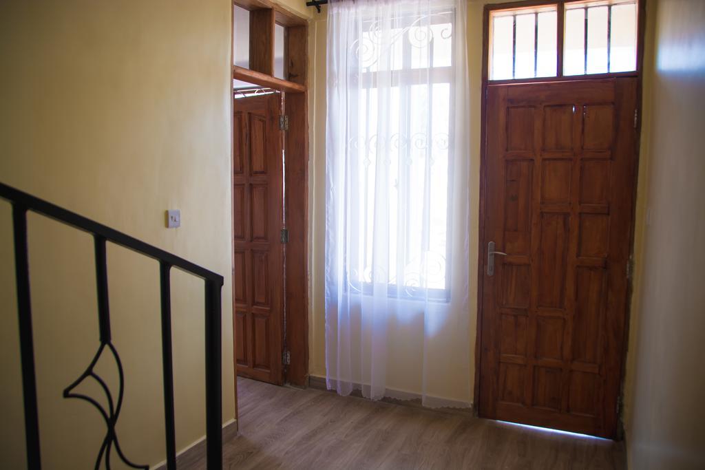 Rayan Apartments & Safaris アルーシャ エクステリア 写真