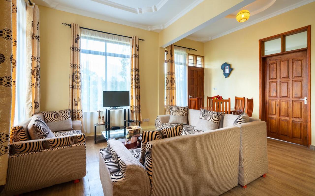 Rayan Apartments & Safaris アルーシャ エクステリア 写真
